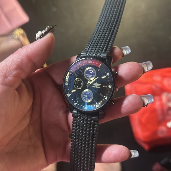 Men’s Watch - Picture 6 of 6